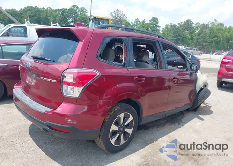 2018 Subaru Forester 2.5I Premium из США, поврежденный, VIN JF2SJAGC5JH523529